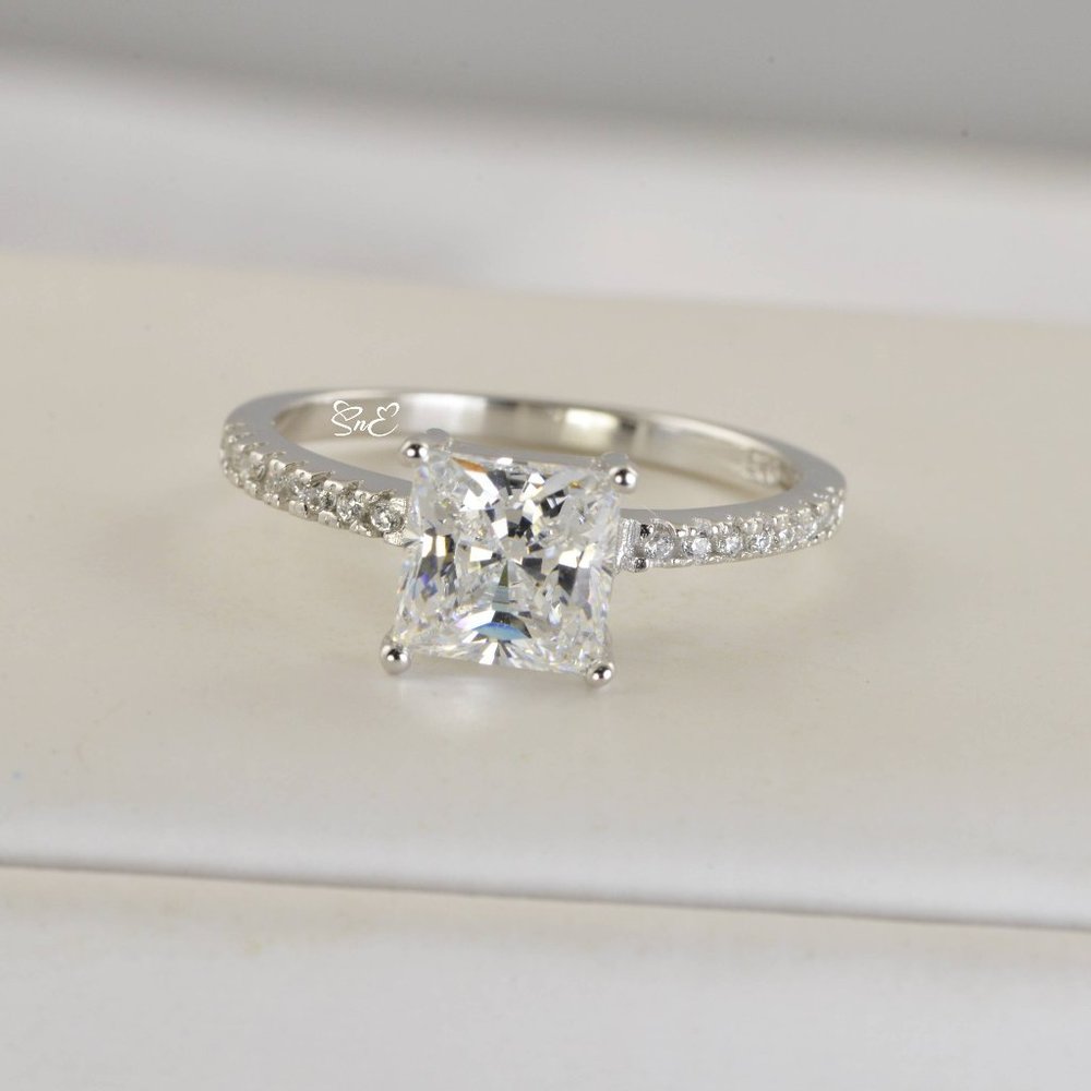 Certified 2.5 ct t.w. Princess Cut Moissanite Diamond Engagement Ring 4-10 - Picture 2 of 5